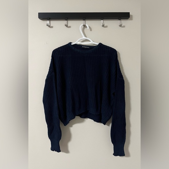 Brandy Melville One-Size Navy Knit Sweater - Picture 3 of 6